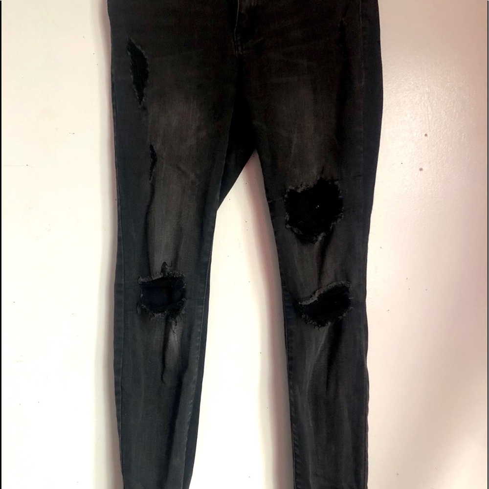 Black Distressed/Ripped Jeans